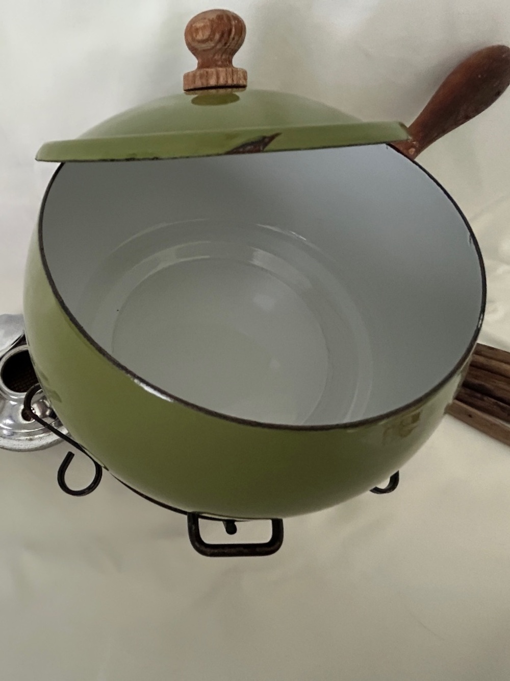 Fondue Set - Picture 2 of 5